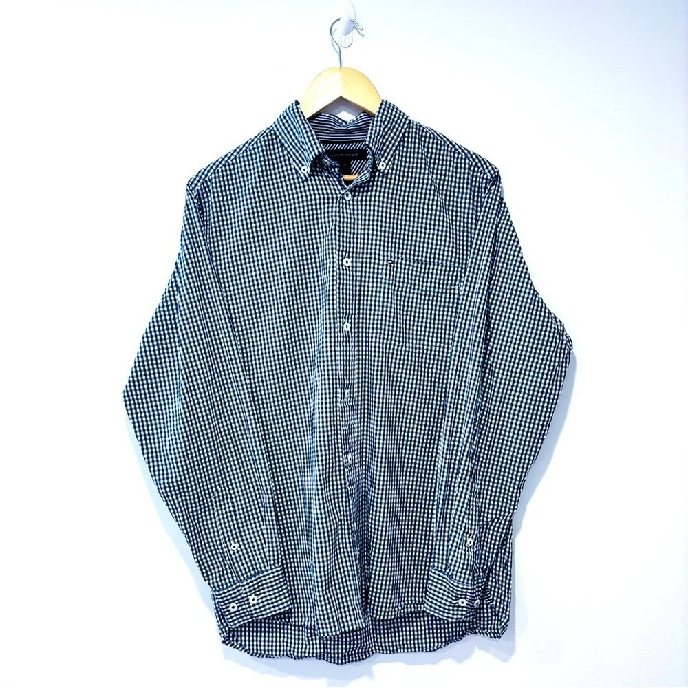 TOMMY HILFIGER – Navy & white checkered button-down shirt‎ | Small *